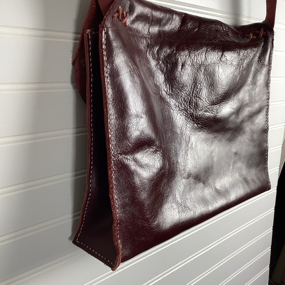 AQ Inc Leather Crossbody Bag with Jemstone and beads. Fringe Bag. Western Style - Picture 4 of 15